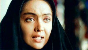 نیکی کریمی در پری