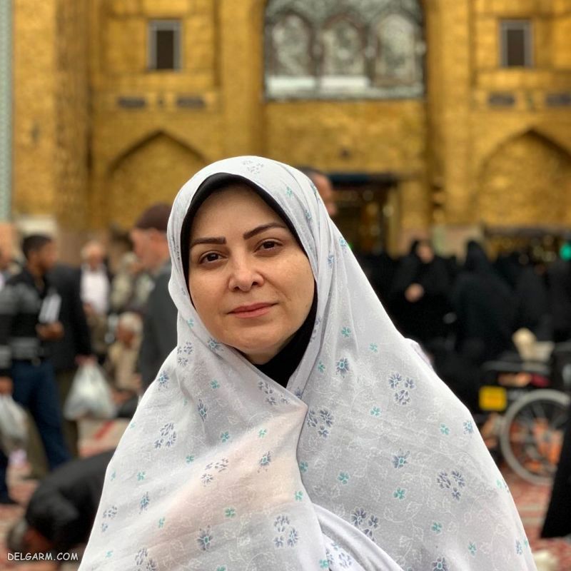 بیوگرافی زهره سادات هاشمی مجری