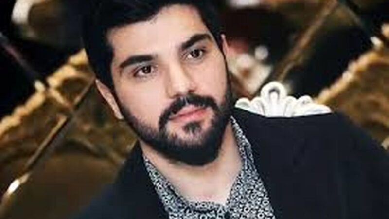 عکس| سینا مهراد صبحانه عاشقانه‌اش منتشر کرد؛ لاکچری مثل آقازاده سینمای ایران