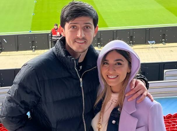 تصاویر| بیوگرافی و حواشی زندگی سردار آزمون و همسر معروفش آناهیتا