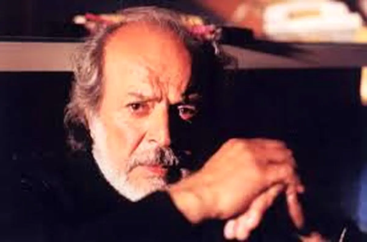 عکس| سفر در زمان؛ «ایرج قادری» در کنار پسرش «تورج قادری»؛ اواخر دهه 30