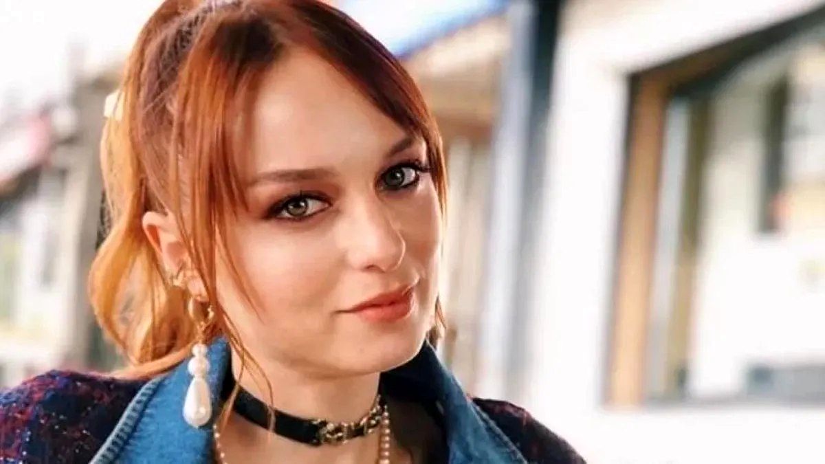 عکس| بازیگر معروف ترکیه عشقش را آشکار کرد/ تصویر عاشقانه نیلپری شاهین کایا با نامزد جدیدش