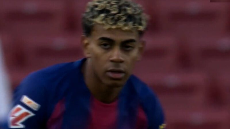 گل اول بارسلونا به آلاوس (لامین یامال)