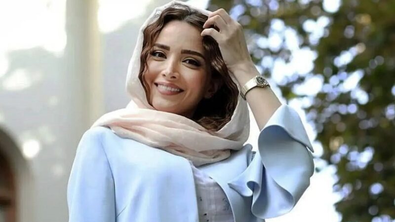 جنجال بهنوش طباطبایی با ترنچ کت خاصش؛ خانم بازیگر مثل همیشه خوش‌پوش