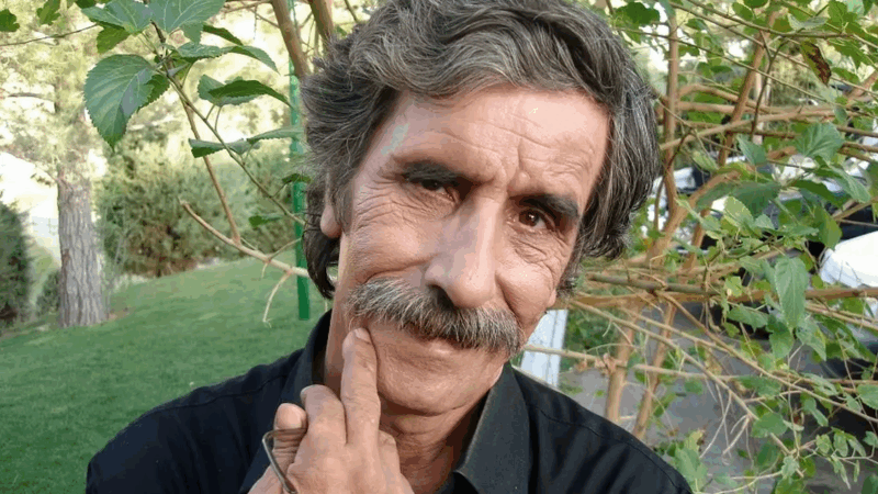 عکس| سفر در زمان ؛ چهره محمود بصیری ۳۰ ساله در اولین فیلم‌هایش پیش از انقلاب