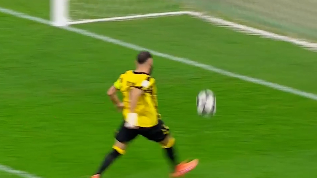 گل دوم الاتحاد به شارجه بنزما