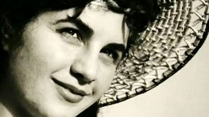 عکس| سفر در زمان ؛ تغییر چهرۀ «فرانک» بازیگر سینمای قبل انقلاب در ۷۵ سالگی/ خانم بازیگر در کنار همسرش اصلا قابل شناسایی نیست