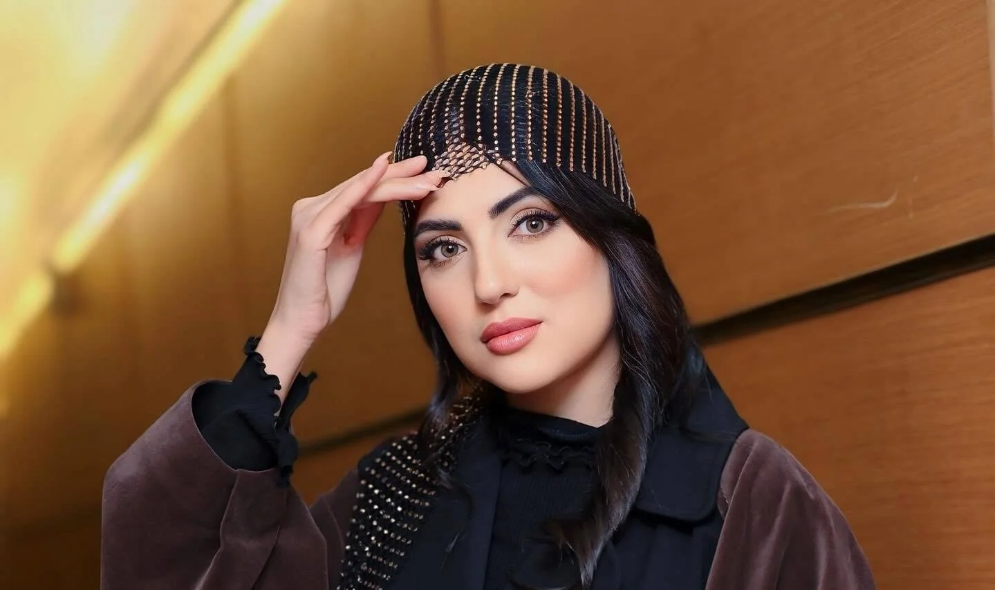 دکوراسیون میلیاردی هلیا امامی روز تولدش؛ ترکیب رنگ‌های سلطنتی و شاد چقدر زیباست!