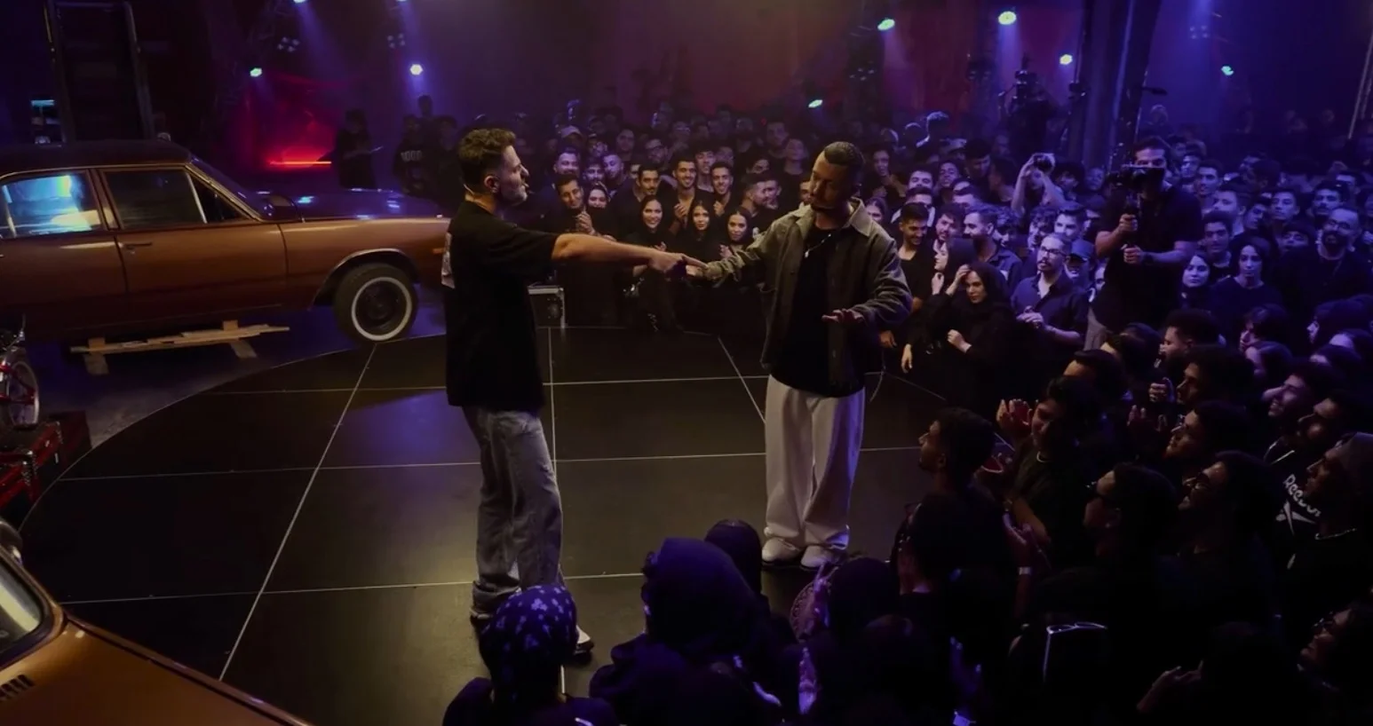 صحنه‌ای از برنامه گنگ ساخته علی ضیا