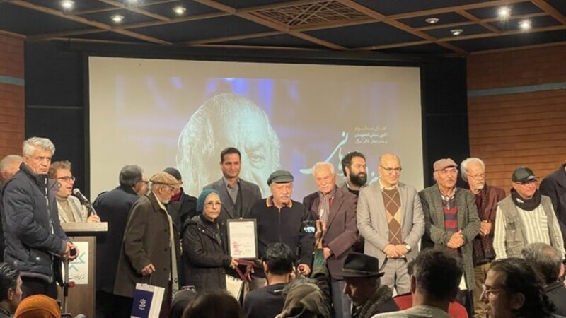 دلتنگی بهزاد فراهانی برای دخترش گلشیفته فراهانی / تغییر چهره پدر و مادر گلشیفته در یک جمع هنری