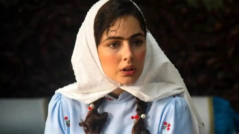 عکس| تیپ و استایل خاص فرزانه فرنام ؛ دلبری خجسته سریال بامداد خمار با استایل مانکنی اش