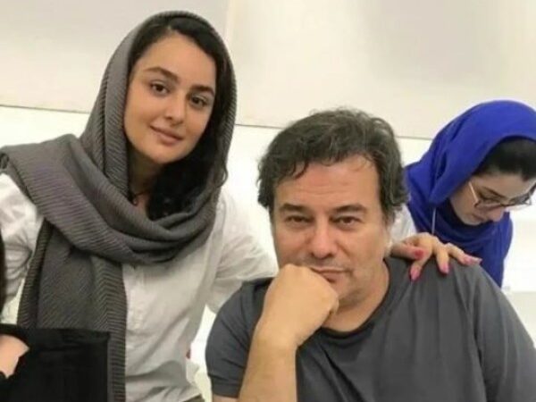 عکس بامزه‌ای که از خانواده پیمان قاسمخانی ؛ دختر کوچولو میترا ابراهیمی و پیمان قاسمخانی چقدر بامزه شده