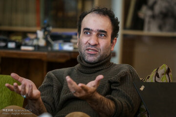 رضا امیرخانی ( نویسنده و منتقد ادبی ایرانی) در وضعیت کما