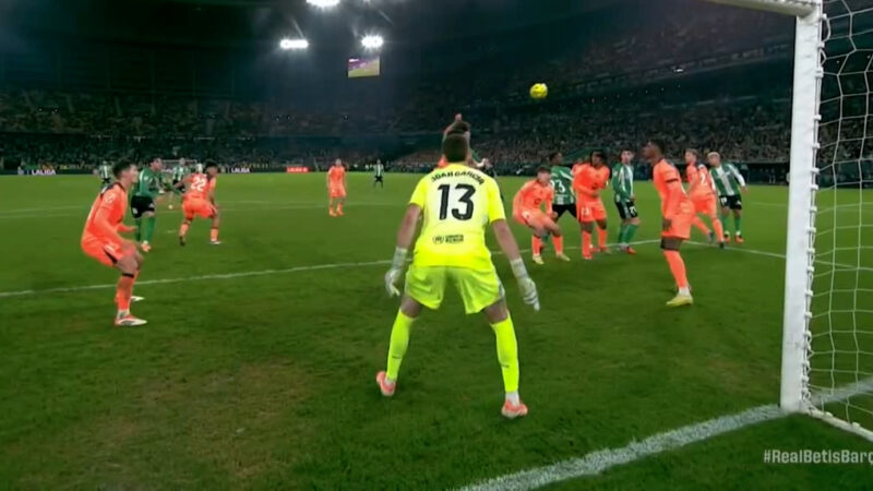 گل دوم رئال بتیس به بارسلونا (دیگو یورنته) 