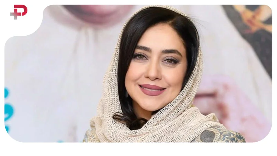 بهاره کیان‌افشار با لباس مردانه راه راه؛ خانم بازیگر چه لبخند زیبایی داره!