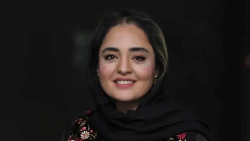 عکس| چیدمان لاکچری میز شب یلدا نرگس محمدی و علی اوجی ؛ صفاسیتی زوج بازیگر در حیاط ویلای رویایی شان