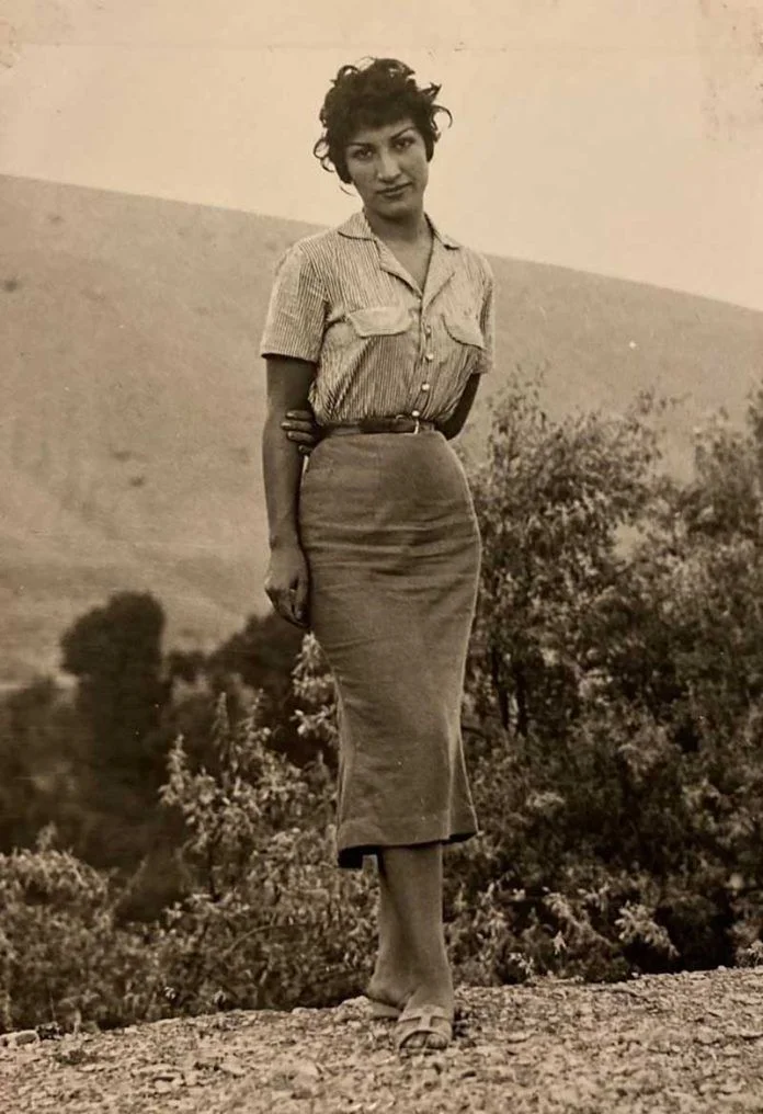 استایل فروغ فرخزاد