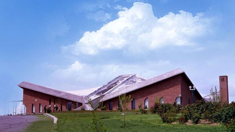 معجزه معماری قبل انقلاب در ارومیه که امروز رو به نابودی است!