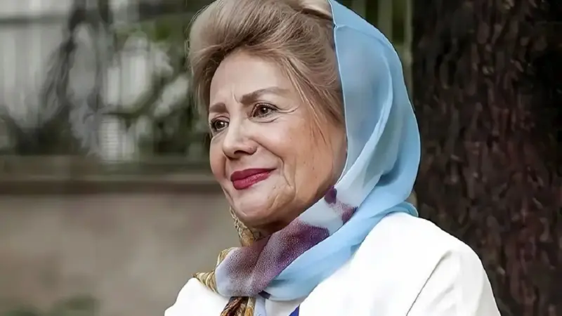 عکس| سفر در زمان؛ «تهمینه» در 31 سالگی در کنار «ایرج قادری»؛ سال 1344 ؛ تغییر چهره عجیب خانم بازیگر