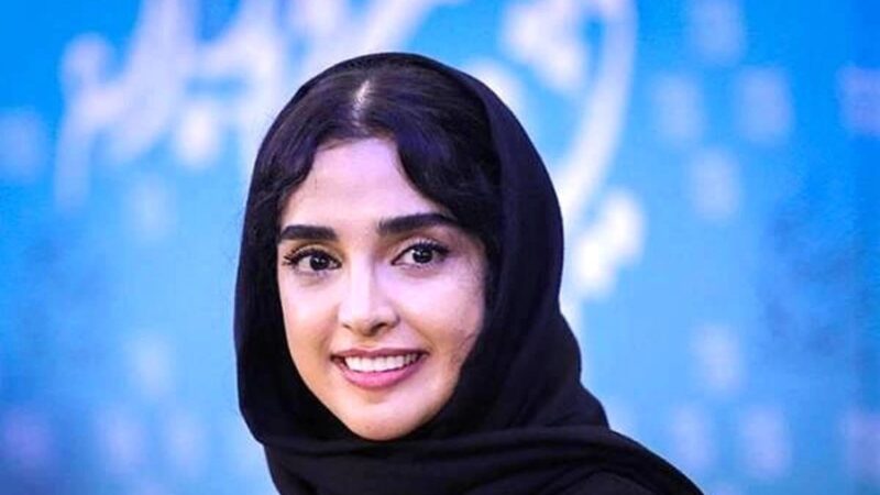 عکس جذاب خانم بازیگر سوژه شد/ ذوق زدگی الهه حصاری در باغی پر از پرتقال