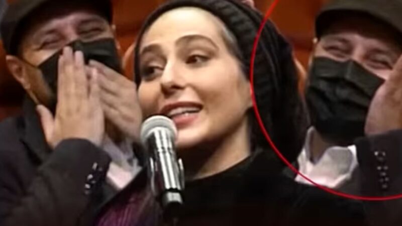 فیلم| ماچ فرستادن جنجالی جواد عزتی برای رعنا آزادی‌ور ( همسر مهدی پاکدل) سوژه شد