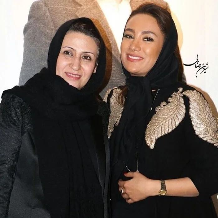 بهاره افشاری و مادرش