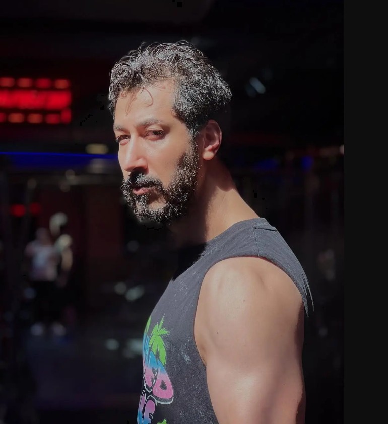 بهرام افشاری