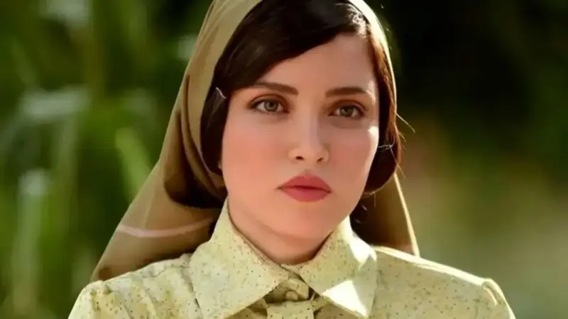 عکس| استایل خیره کننده و جذاب بهنوش طباطبایی در جشن حافظ