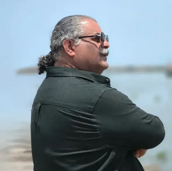 فرهاد بشارتی