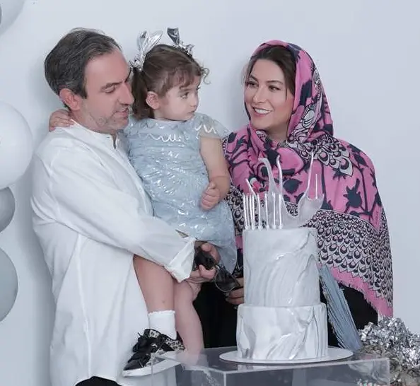 فریبا نادری