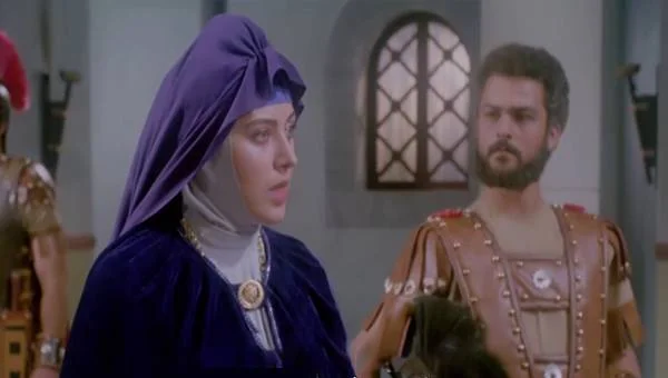 مهتاب کرامتی در نقش هلن