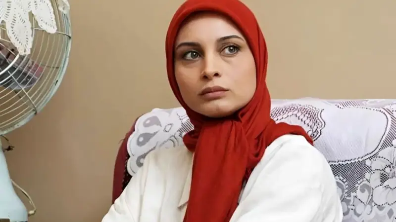 عکس| تغییر چهره باورنکردنی خانم بازیگر / میکاپ پرزرق‌ و برق مریم کاویانی