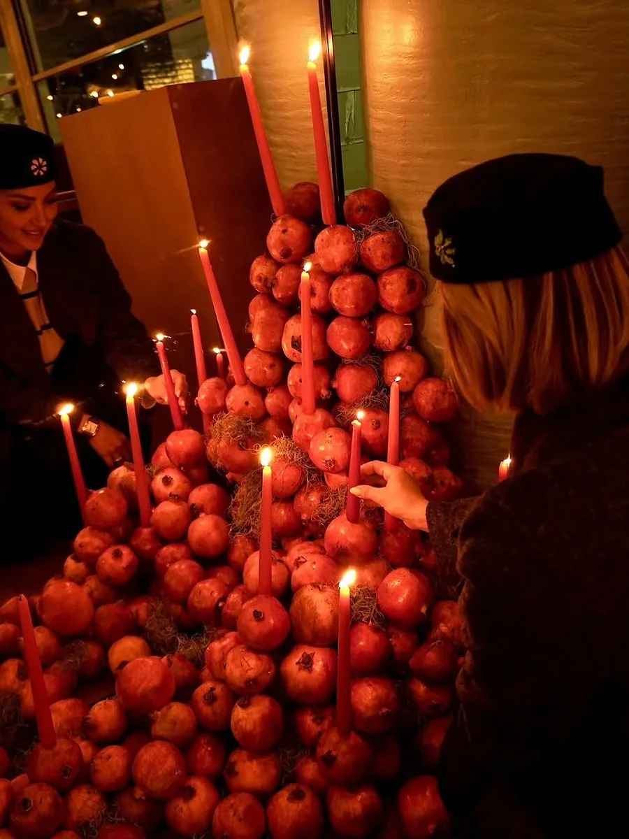 چیدمان سفره یلدای کافه بهرام رادان 3