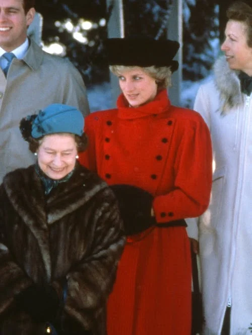 استایل‌های کریسمسی پرنسس دایانا