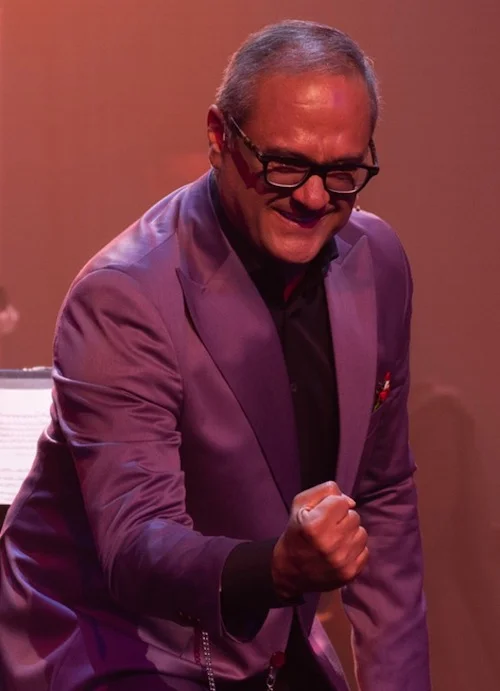 بررسی استایل رامبد جوان در برنامه کارناوال