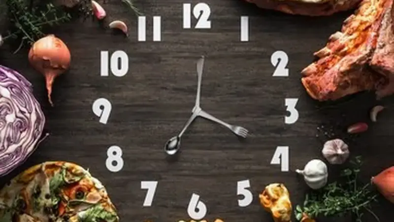 خطرات دیر غذا خوردن که نمی‌دانید