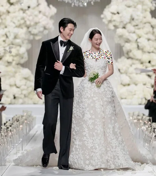 لباس عروس شین مین‌آ از الی صعب