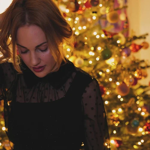 استایل کریسمسی مریم اوزرلی