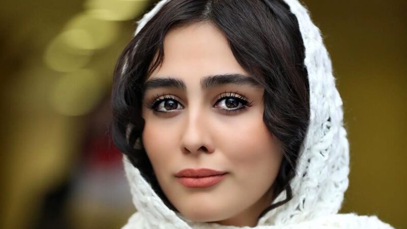 عکس| جشن تولد ستاره حسینی در کنار دریا/ خانم بازیگر تلویزیون با این استایل قابل شناسایی نیست