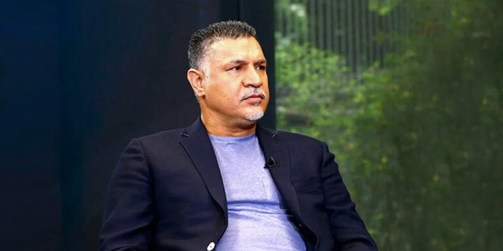 علی دایی در تبلیغ ساعت