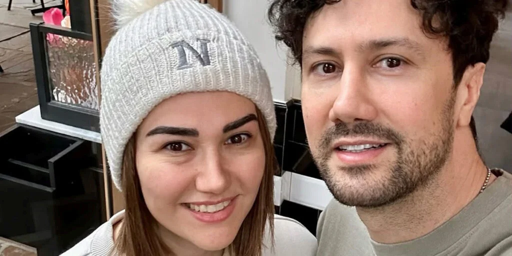 خواهر شاهرخ استخری با لباس عروس شگفت‌انگیز، فضای مجازی را تسخیر کرد!