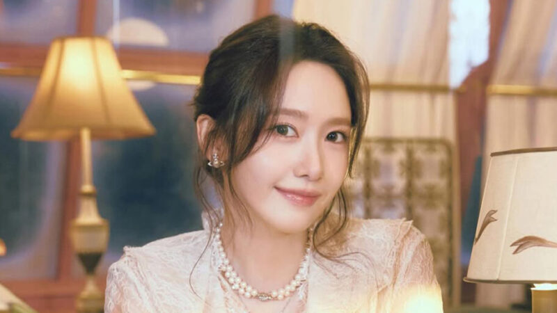 ایم یونا با کت خزدار صورتی، استایل زمستانی‌اش را به اوج رساند!