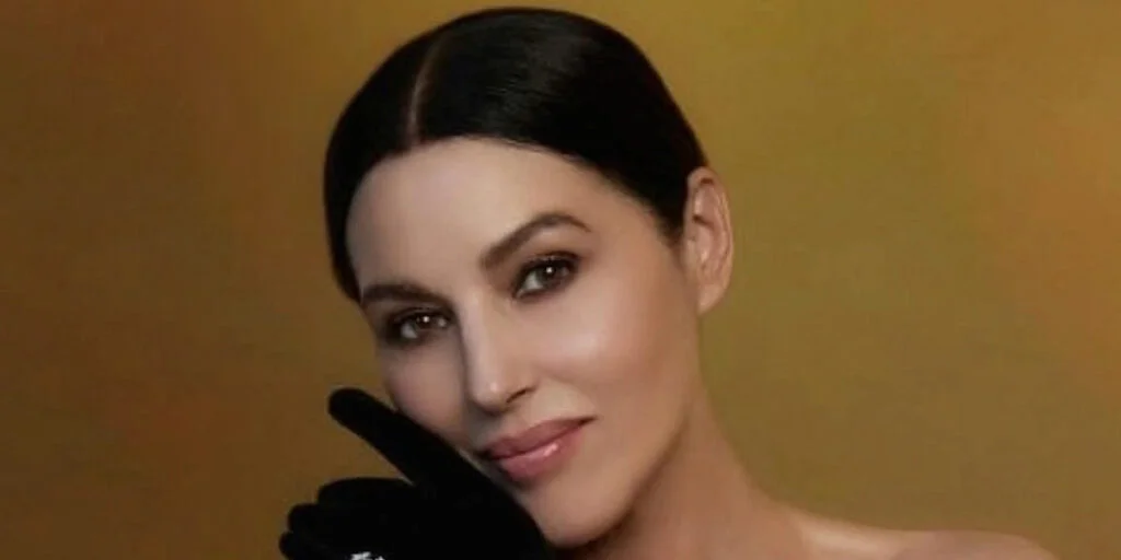 مونیکا بلوچی در ۶۱ سالگی؛ جذابیت بی‌انتها و استایلی که همه را مات کرده است!