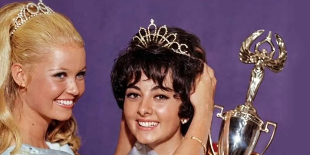 راز جذابیت دختران شایسته ایران پیش از انقلاب؛ زیبایی و اعتمادبه‌نفس در یک قاب