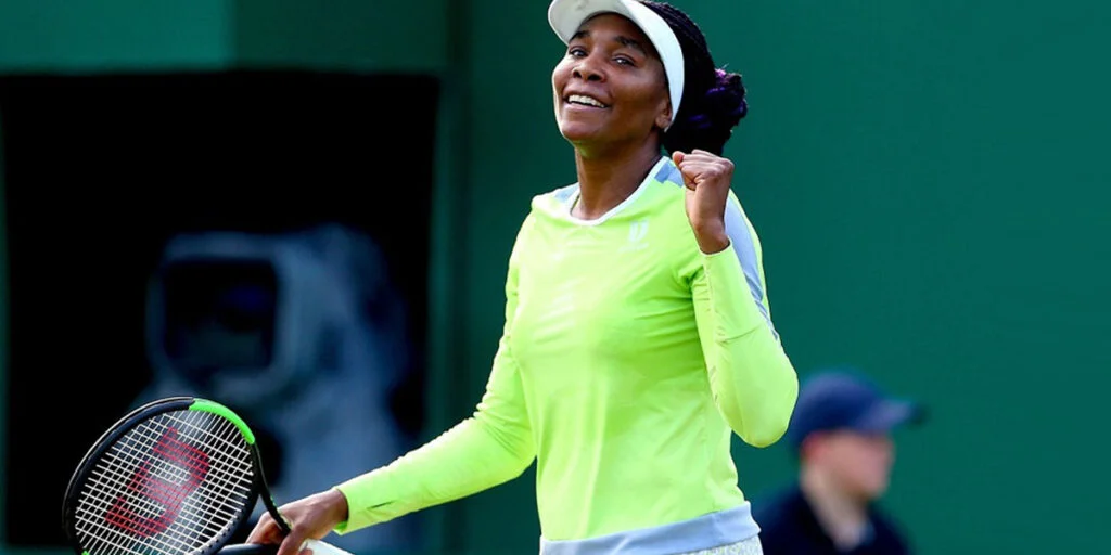 ونوس ویلیامز با ۸ لباس عروس خاص؛ صمیمانه‌ترین عروسی اسطوره تنیس در سال ۲۰۲۵