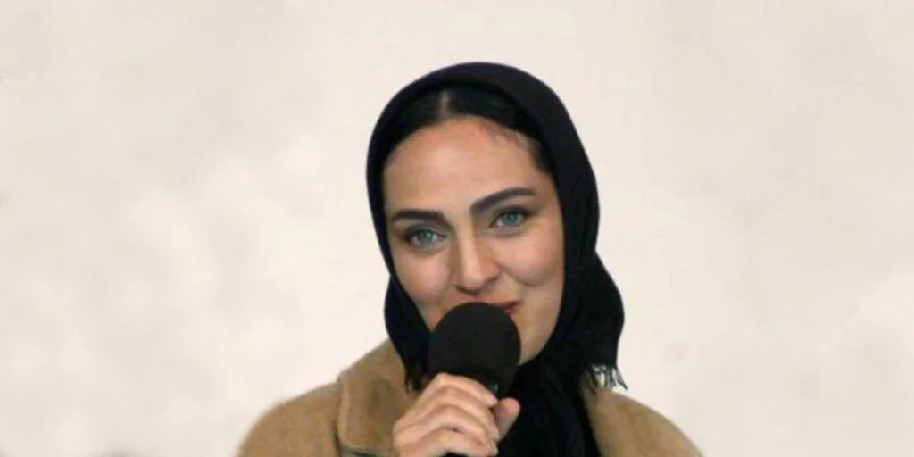 رویا نونهالی با استایل مشکی متفاوت؛ راز زیبایی در سادگی هنری او چیست؟