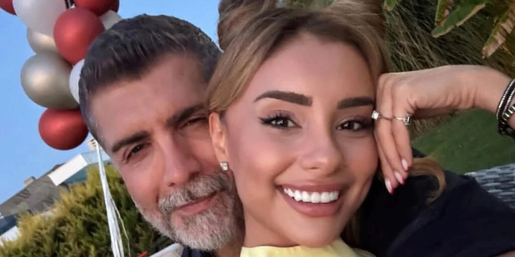 حضور پررنگ خواننده ترک و همسر ایرانی‌اش در جشن گرم و خاص شب یلدا!