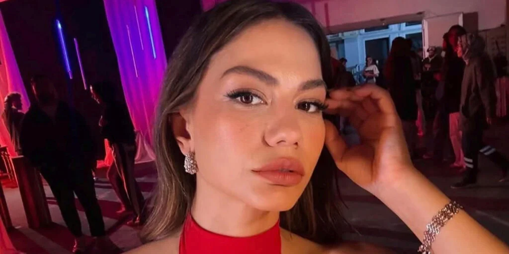 استایل بلاتکلیف دمت اوزدمیر