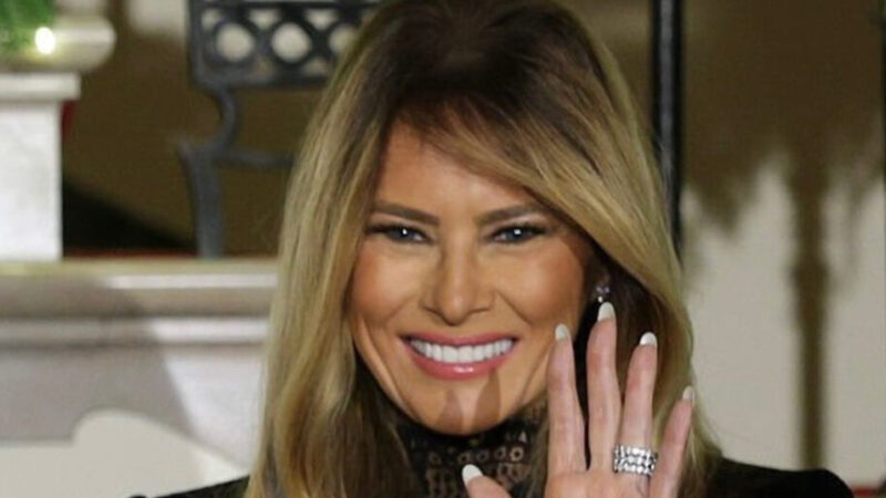 راز جذابیت ملانیا ترامپ؛ عاشق کت‌های کلاسیک دیور که همه را حیرت‌زده کرد!