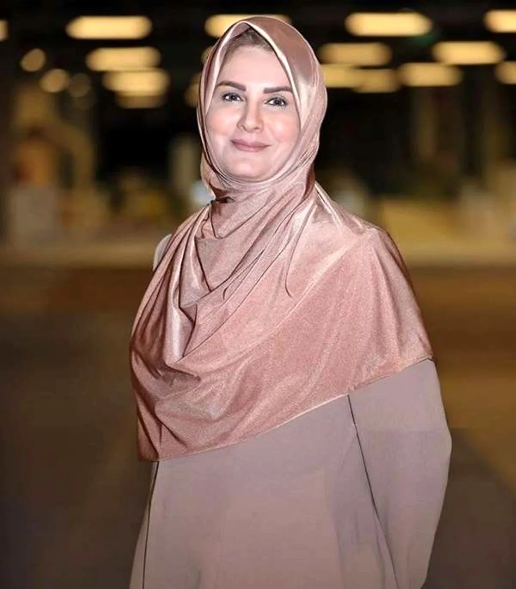 گیتی خامنه4